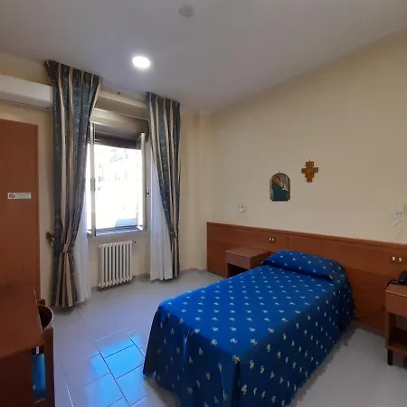 Suore Concezioniste Missionarie - Carmen Sallés Bed and breakfast *